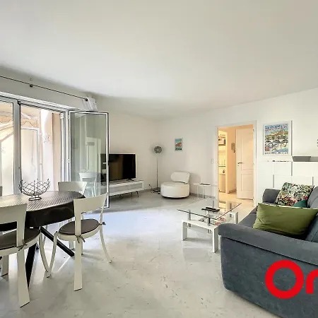 Proche Plages Avec Piscine, Sauna, Parking Et Climatisation - Fr-1-647-23 Apartment Menton
