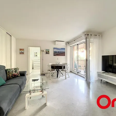 Proche Plages Avec Piscine, Sauna, Parking Et Climatisation - Fr-1-647-23 멍똥